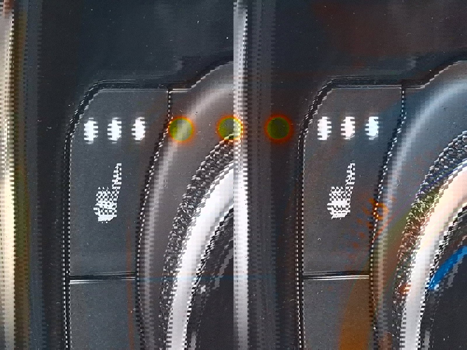 Used 2021 Toyota Highlander XLE image 29