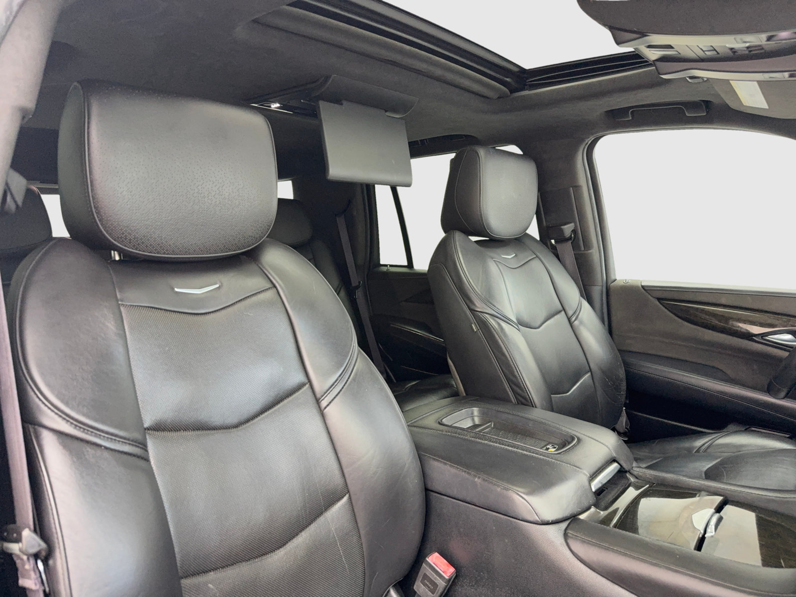 Used 2016 Cadillac Escalade Platinum AWD/4WD image 40