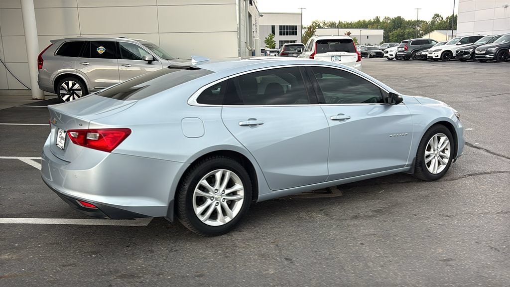 Used 2018 Chevrolet Malibu LT w/ Driver Confidence Package FWD image 28