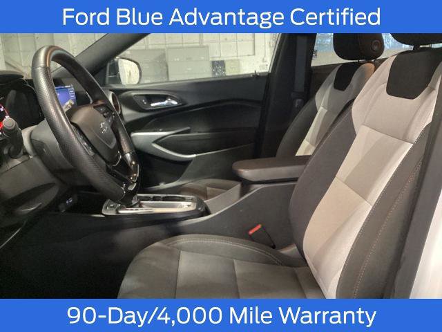 Used 2024 Chevrolet Trax RS image 12