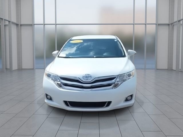Used 2015 Toyota Venza LE FWD image 3