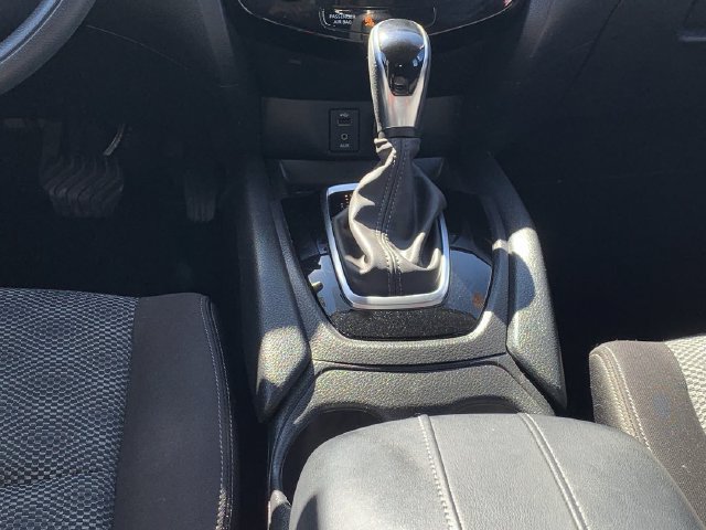 Used 2017 Nissan Rogue Sport SV FWD image 27