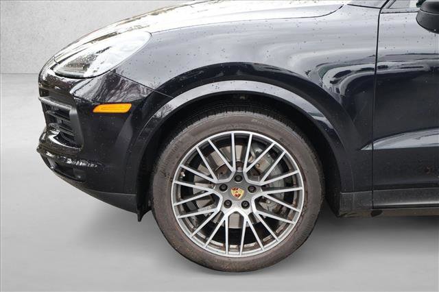 Used 2021 Porsche Cayenne S image 30