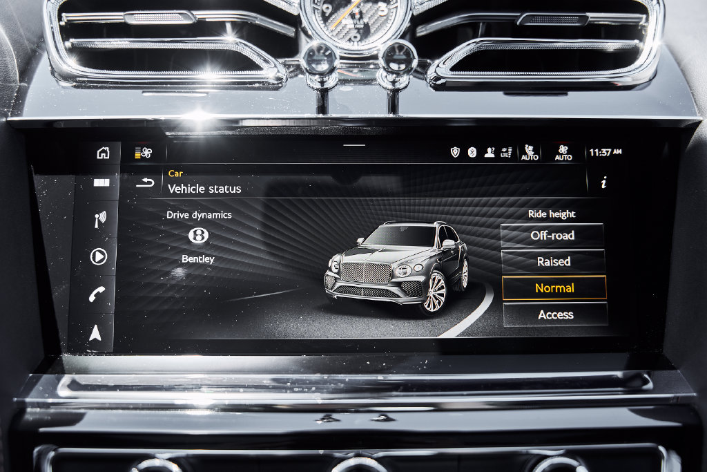 Used 2021 Bentley Bentayga AWD/4WD image 74