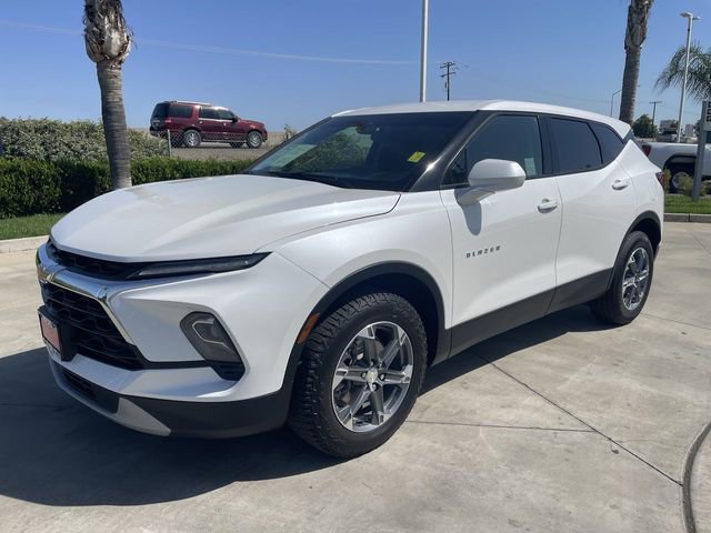Used 2023 Chevrolet Blazer LT AWD/4WD image 4