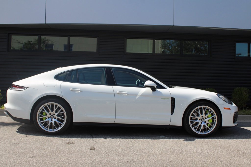 Used 2023 Porsche Panamera 4 image 8