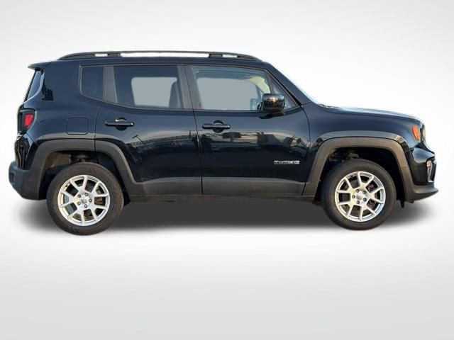 Used 2019 Jeep Renegade Latitude w/ Cold Weather Group image 7