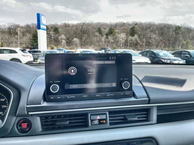 Used 2023 Honda Pilot LX image 14