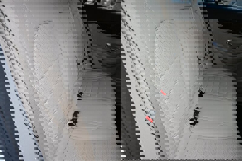 Used 2018 Mercedes-Benz GLC 300 4MATIC Coupe image 58