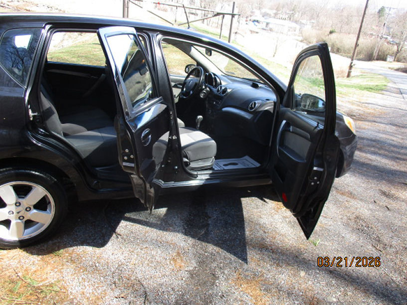 Used 2009 Pontiac G3 w/ Cruisin' Package image 14
