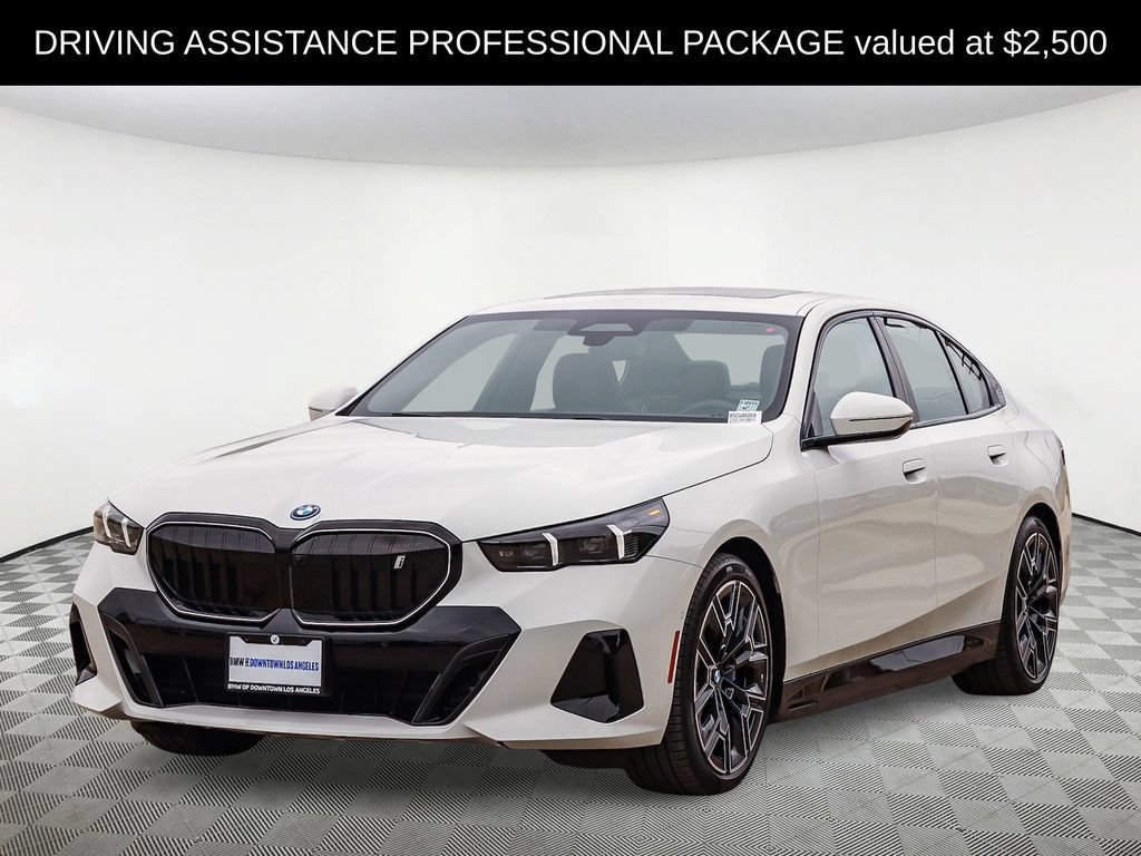 Used 2026 BMW i5 eDrive40 w/ M Sport Package RWD image 3