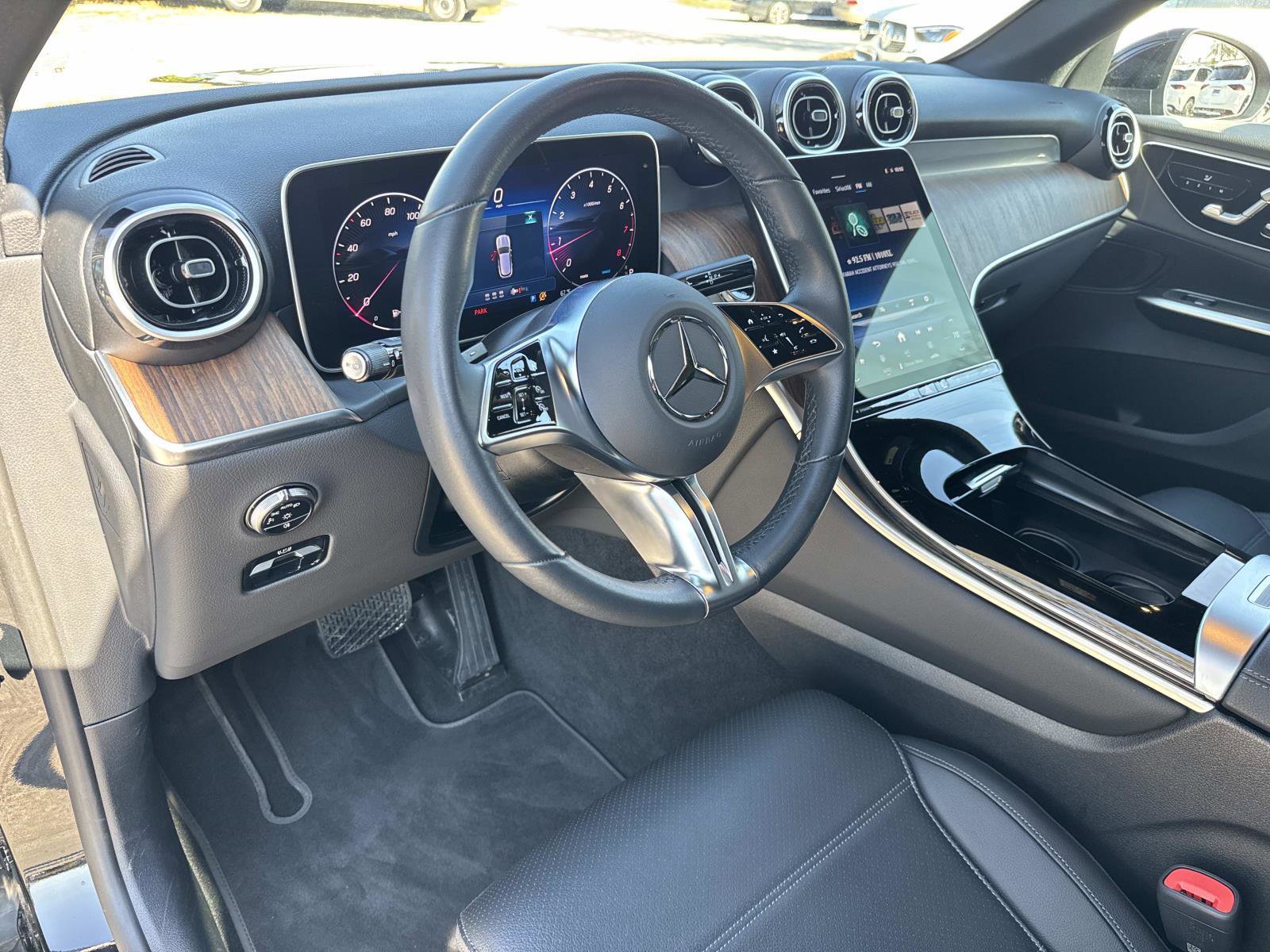 Certified 2025 Mercedes-Benz GLC 300 image 22