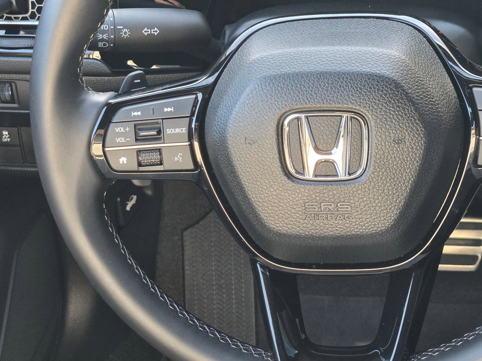 Used 2025 Honda Civic Sport image 14