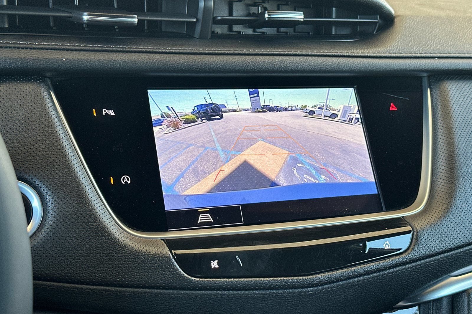 Used 2024 Cadillac XT5 Luxury FWD image 27