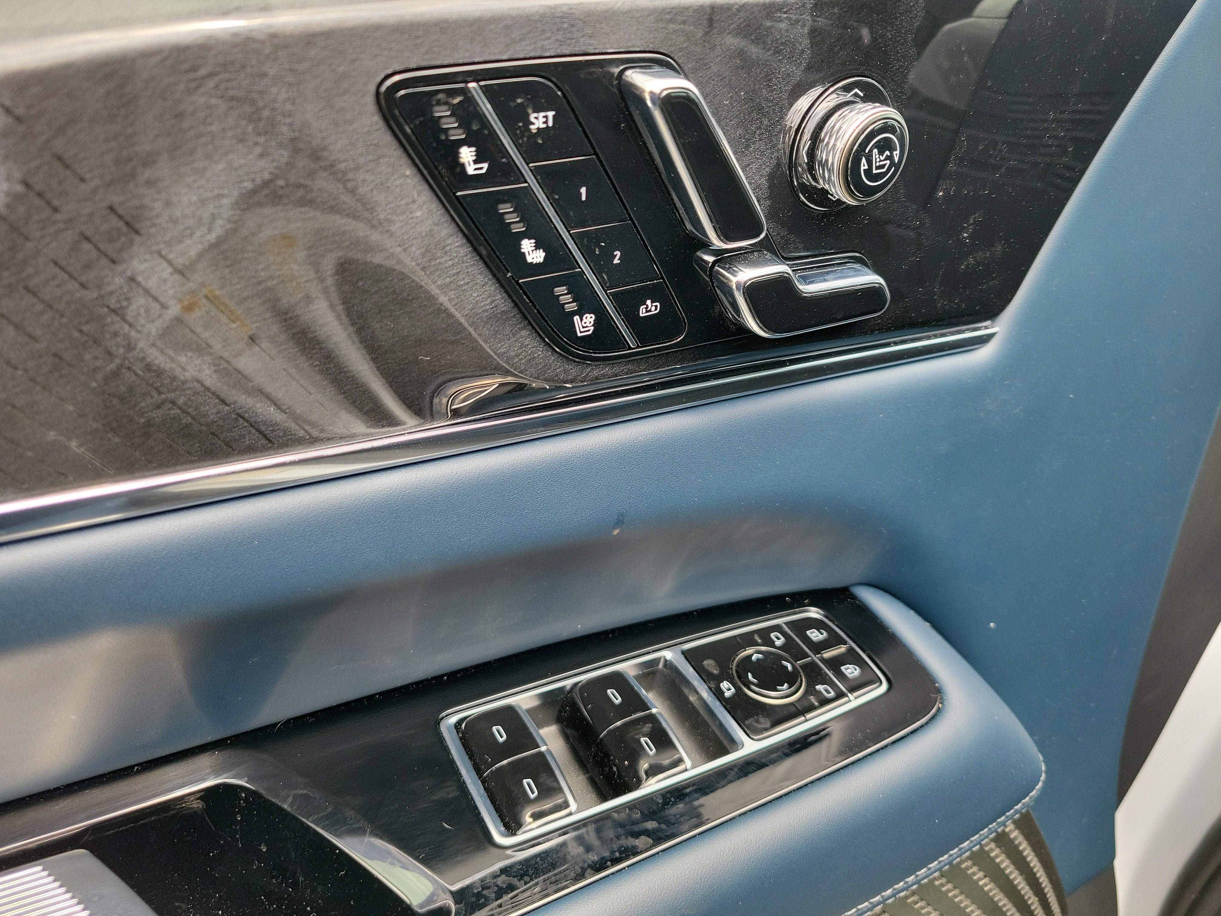 New 2025 Cadillac Escalade IQ Sport 2 AWD/4WD image 18
