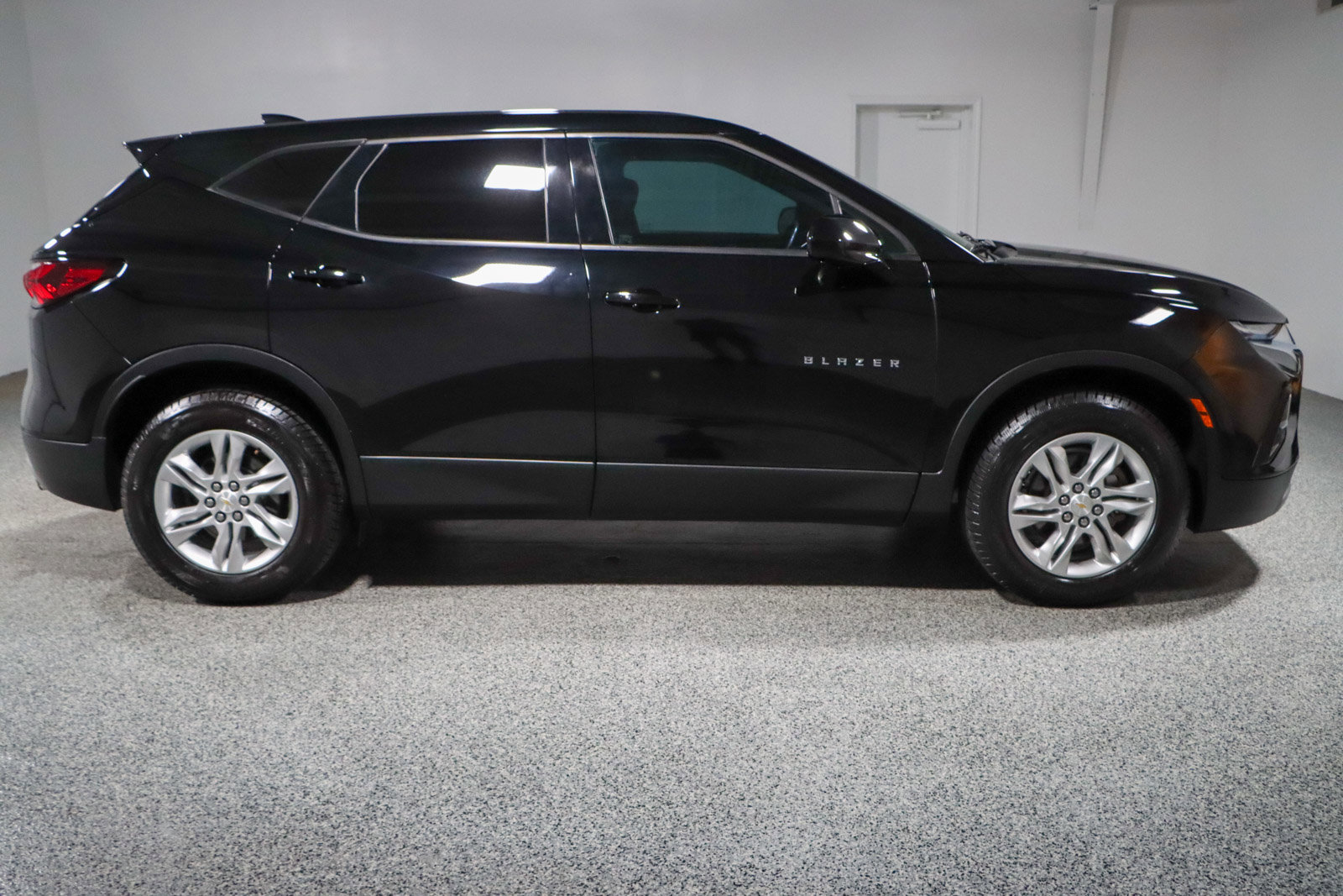 Used 2020 Chevrolet Blazer LT w/ LPO, Cargo Package image 6