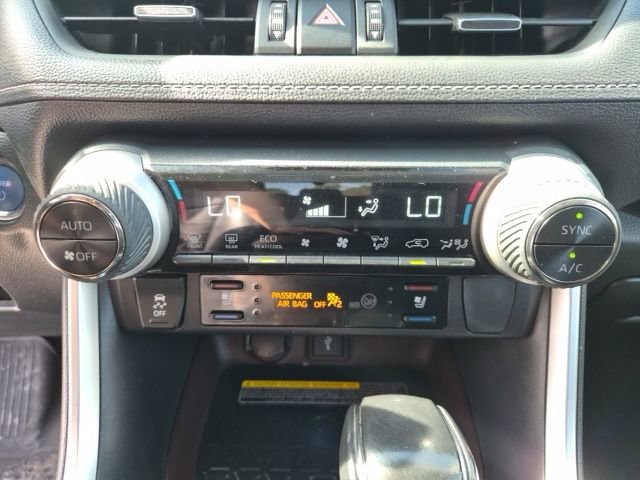 Used 2020 Toyota RAV4 Limited image 30