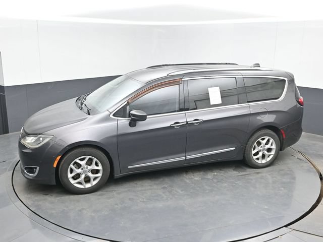 Used 2017 Chrysler Pacifica Touring-L Plus w/ Tire & Wheel Group FWD image 37