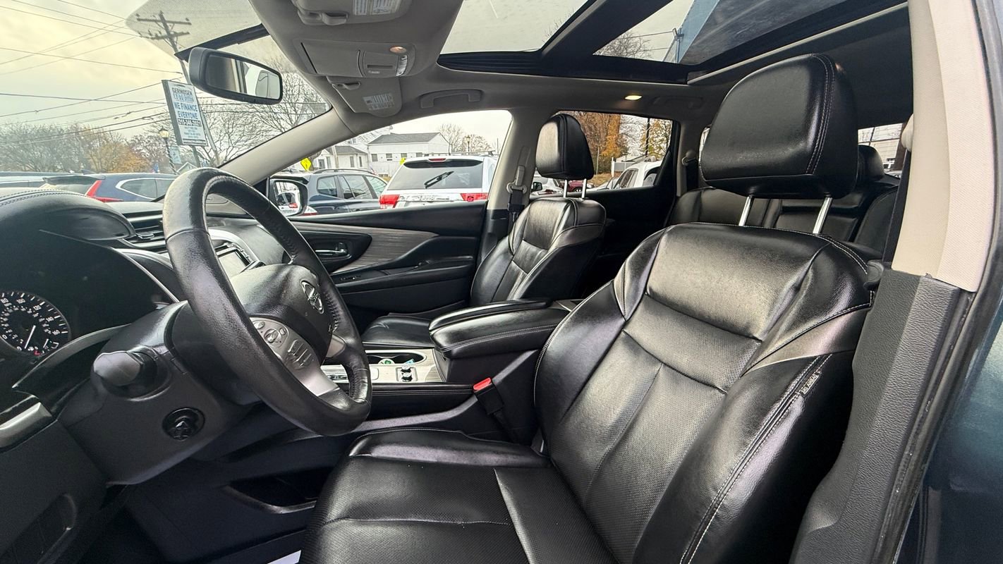 Used 2018 Nissan Murano Platinum image 9