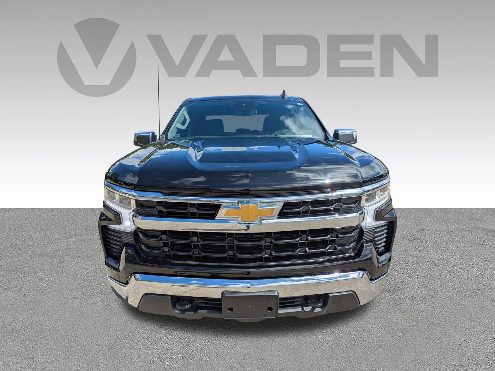 Used 2025 Chevrolet Silverado 1500 LT AWD/4WD image 28