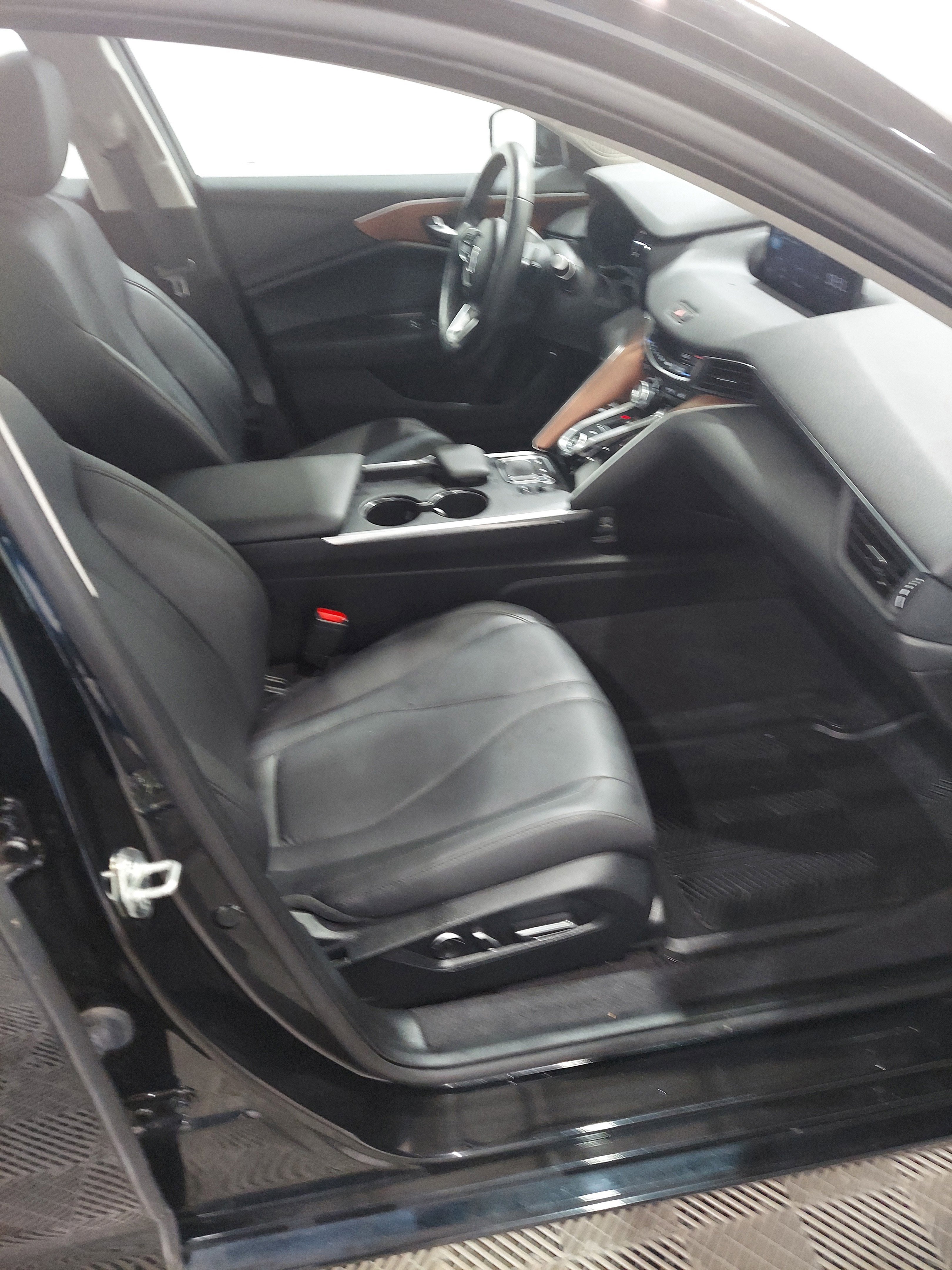 Used 2021 Acura TLX SH-AWD image 19