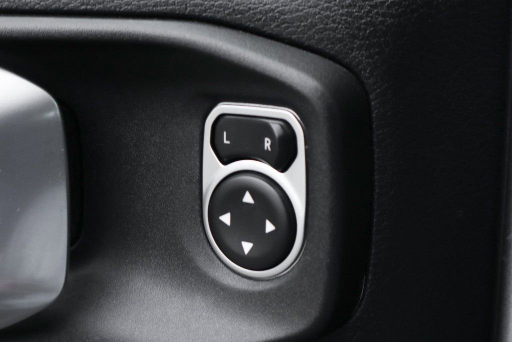 Used 2018 Jeep Wrangler Unlimited Rubicon image 18