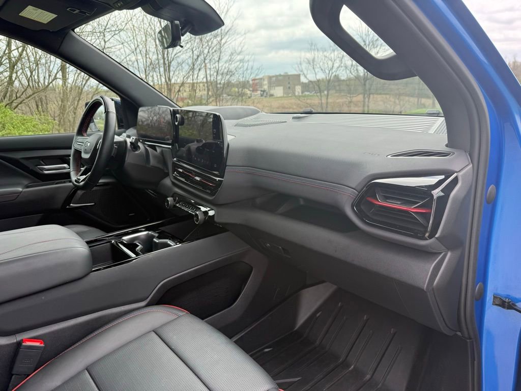 Used 2025 Chevrolet Silverado EV RST image 25