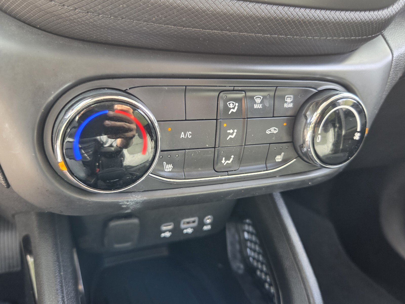 Certified 2023 Chevrolet TrailBlazer LT FWD image 28