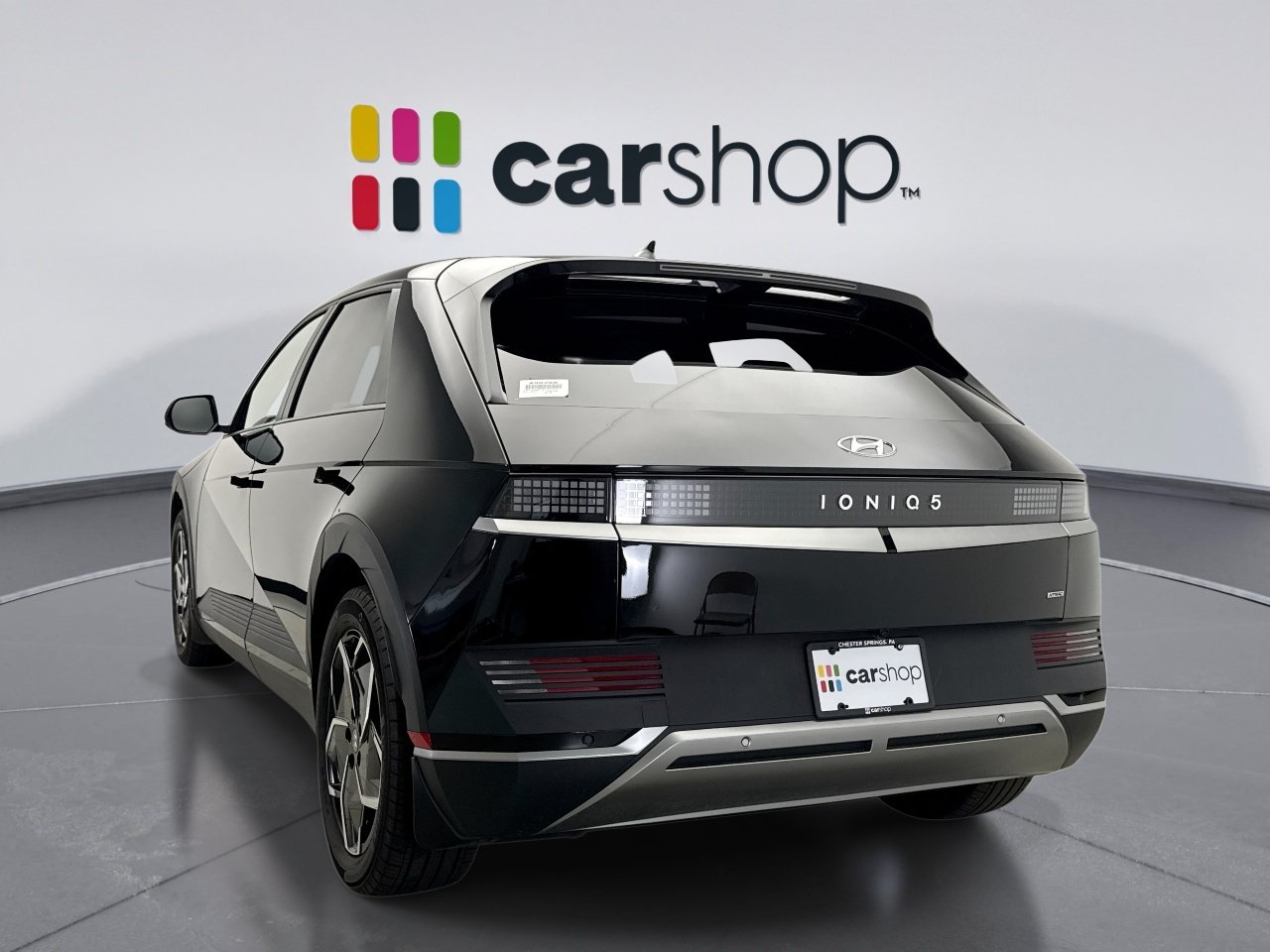 Used 2024 Hyundai Ioniq 5 SEL AWD/4WD image 3
