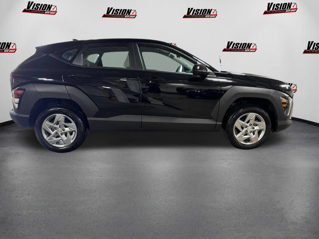 New 2026 Hyundai Kona SE AWD/4WD image 4