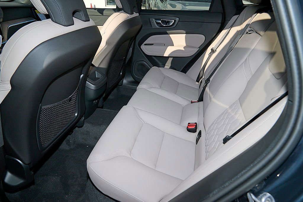 New 2026 Volvo XC60 B5 Plus w/ Climate Package image 19