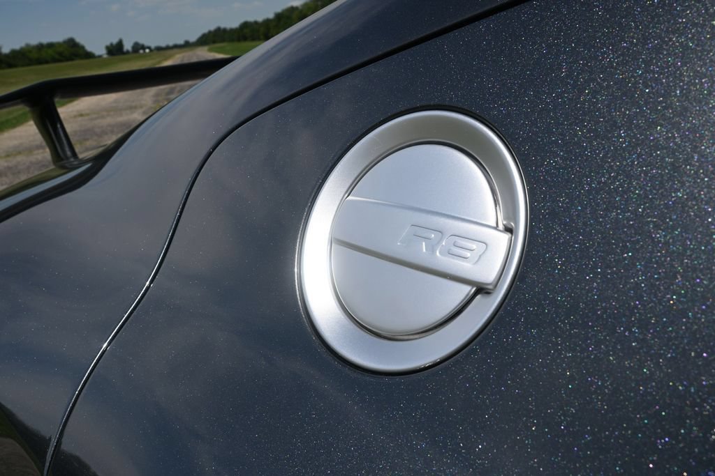 Used 2011 Audi R8 V10 AWD/4WD image 16