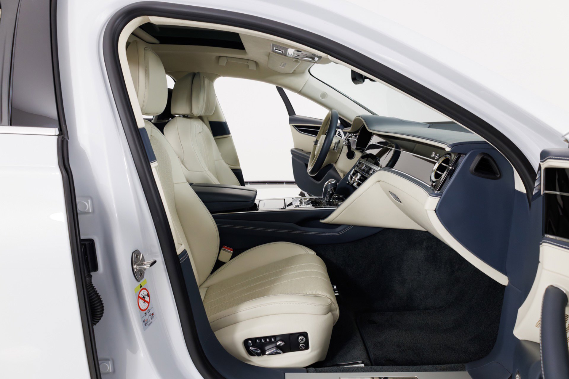 Used 2020 Bentley Flying Spur W12 AWD/4WD image 37