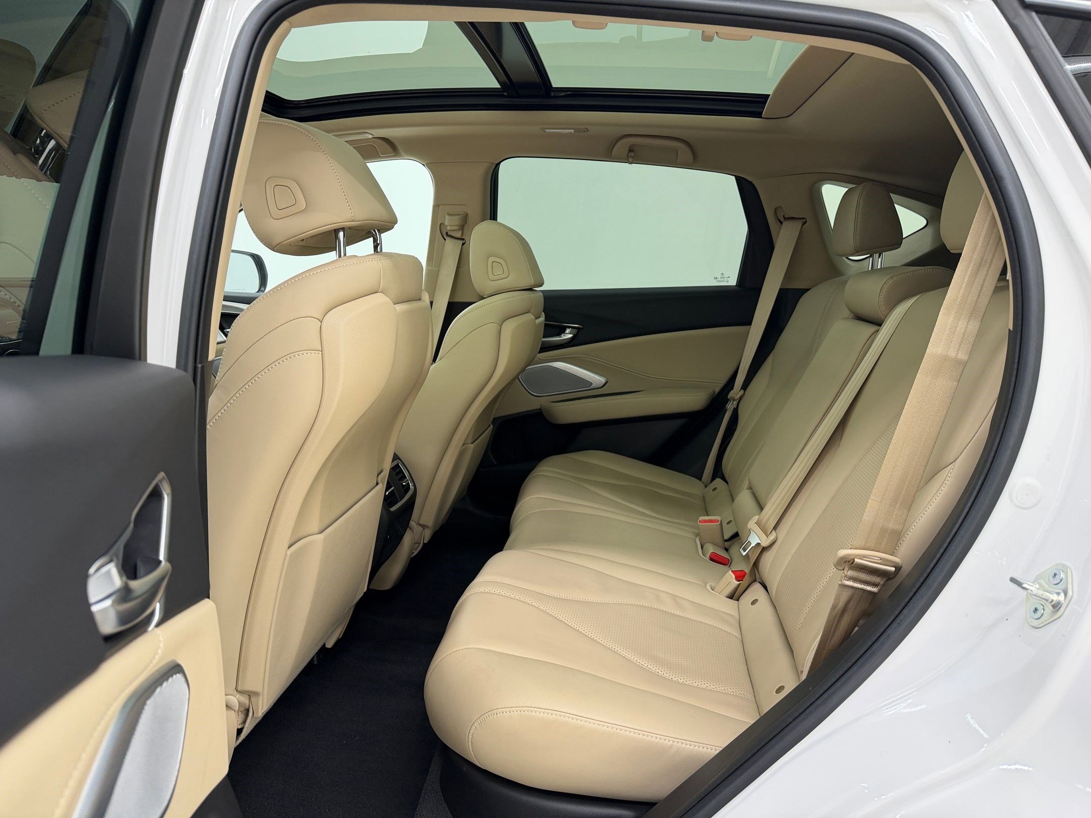 Used 2024 Acura RDX SH-AWD w/ Technology Package image 15