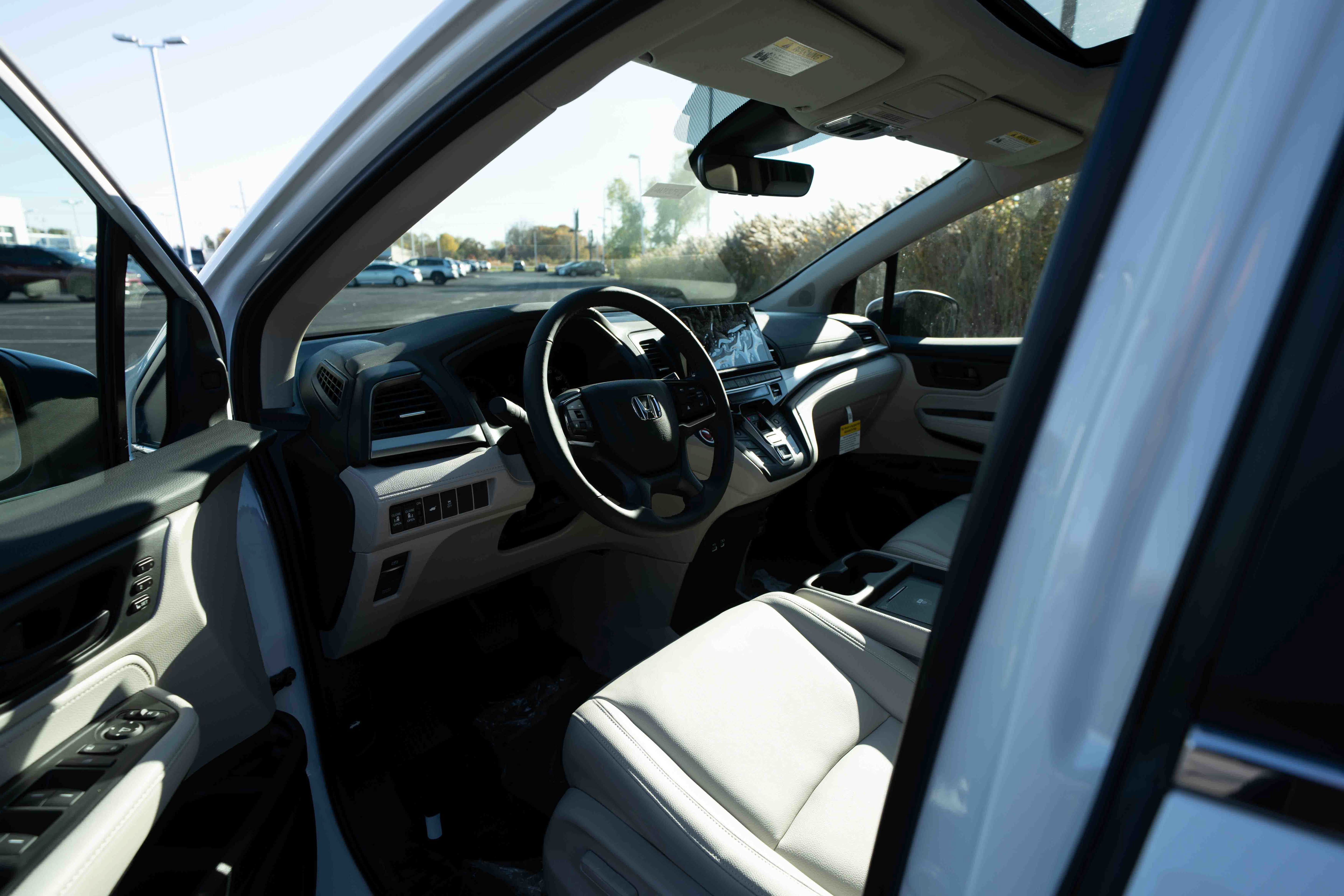 New 2026 Honda Odyssey EX-L image 8