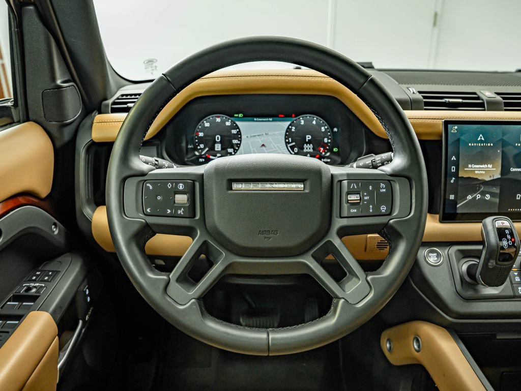 Used 2025 Land Rover Defender 130 X-Dynamic SE AWD/4WD image 23