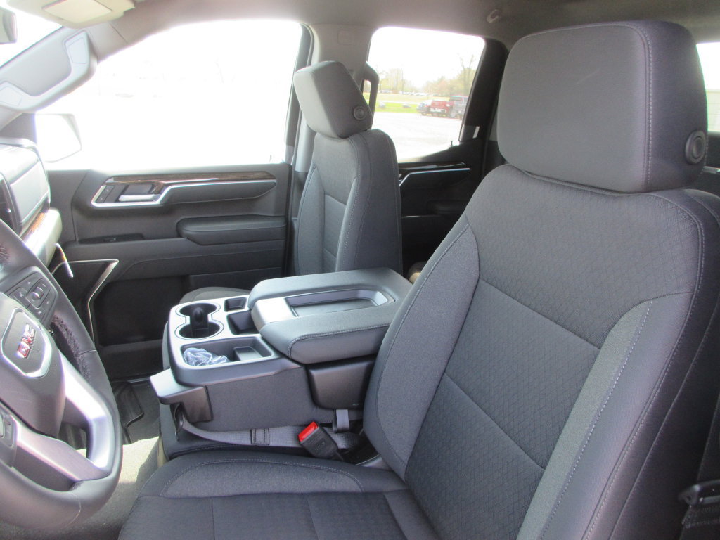 New 2026 GMC Sierra 1500 SLE AWD/4WD image 13