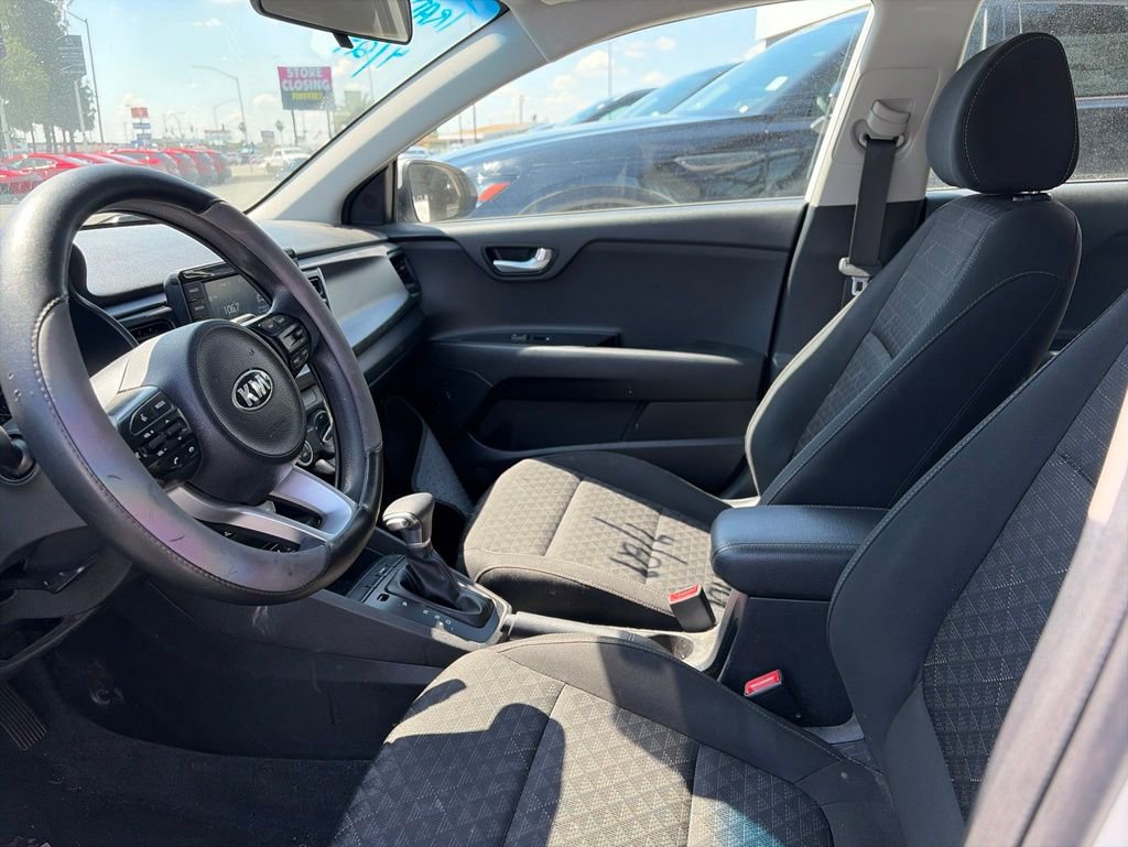 Used 2019 Kia Rio S FWD image 5
