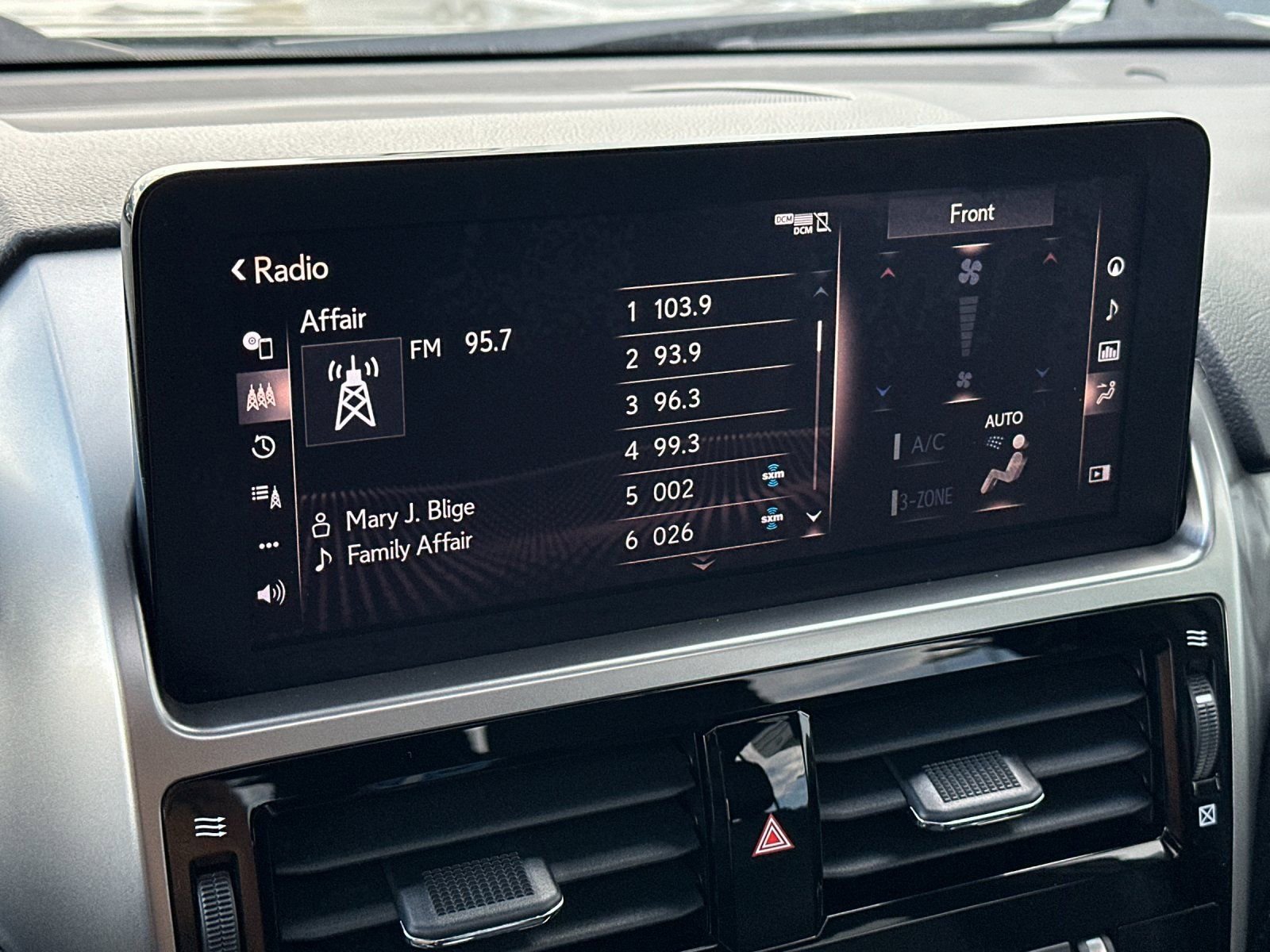 Used 2023 Lexus GX 460 Premium w/ Premium Package AWD/4WD image 22