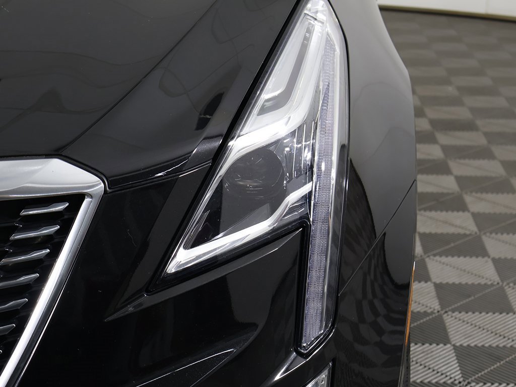 Used 2023 Cadillac XT5 Premium Luxury image 17