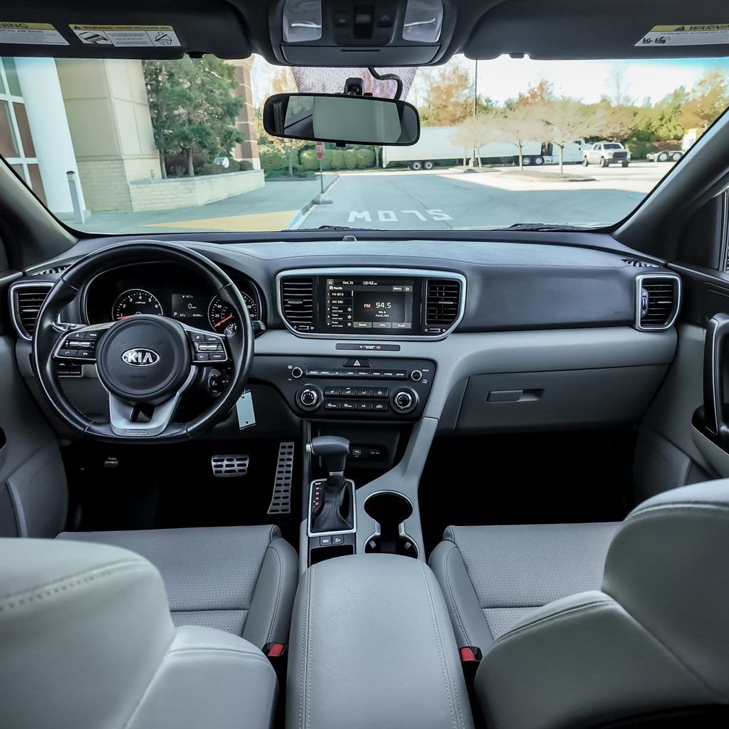 Used 2020 Kia Sportage S w/ S Sunroof Package image 2