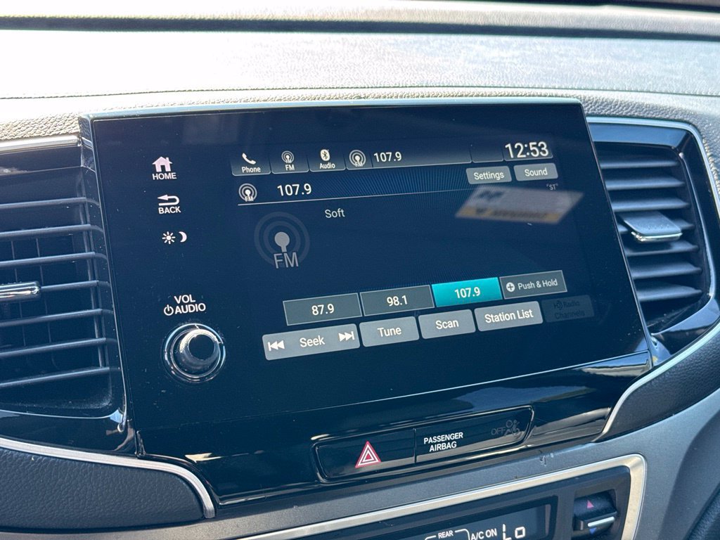 Used 2023 Honda Passport EX-L image 21