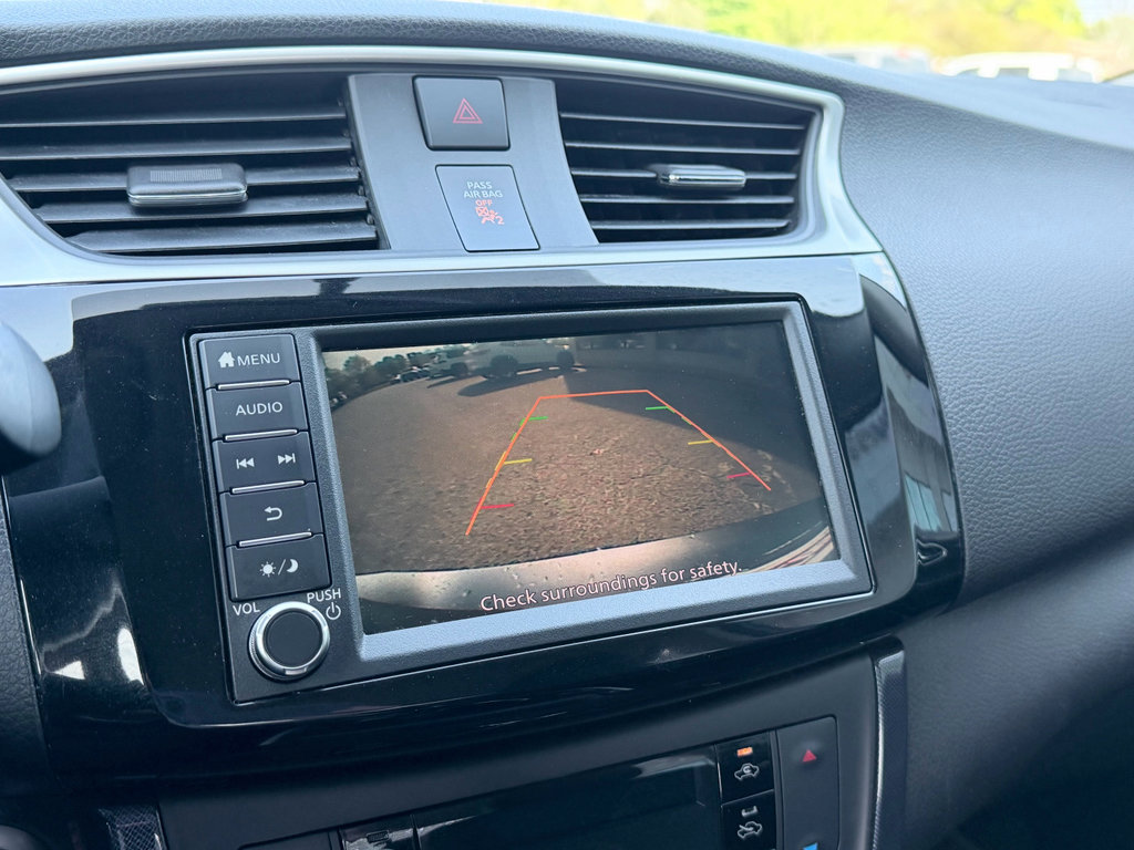 Used 2019 Nissan Sentra SR image 16