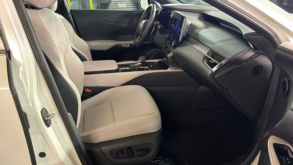Certified 2025 Lexus RX 350 Premium AWD/4WD image 12