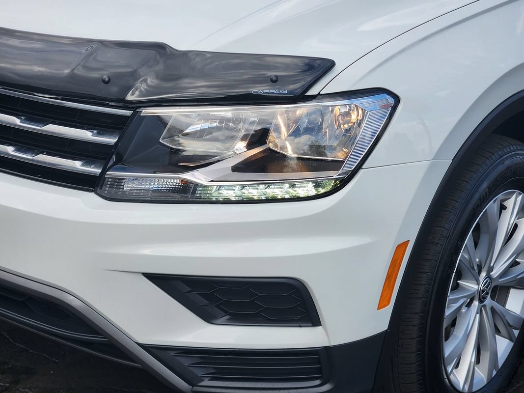 Used 2018 Volkswagen Tiguan SE AWD/4WD image 12