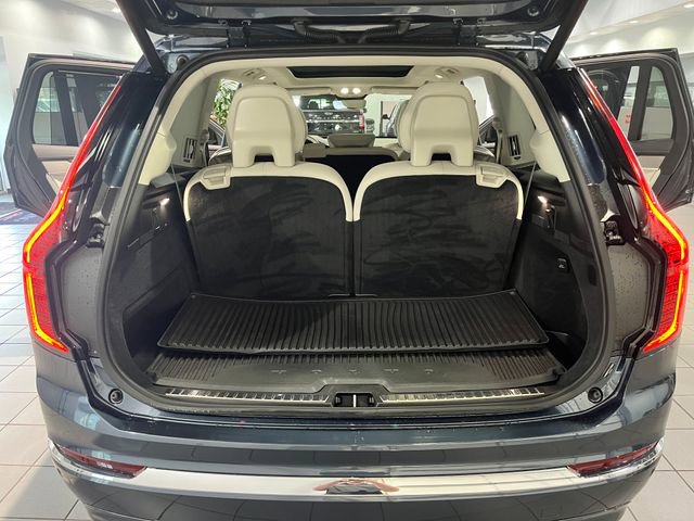 Used 2026 Volvo XC90 B6 Ultra w/ Protection Package image 10