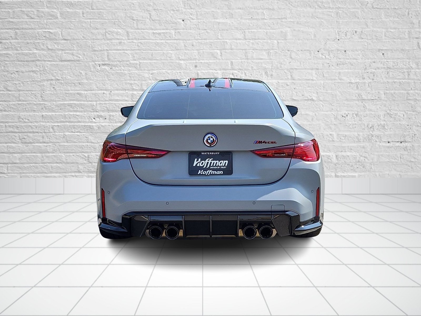 Used 2023 BMW M4 CSL RWD image 5
