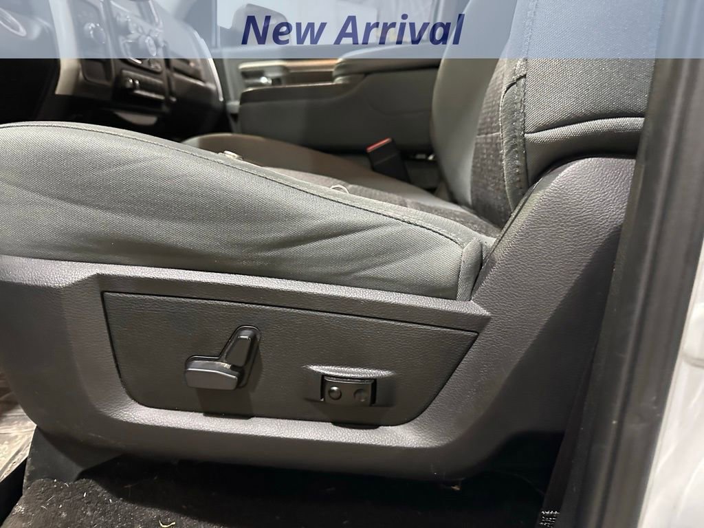 Used 2017 RAM 2500 Big Horn image 9