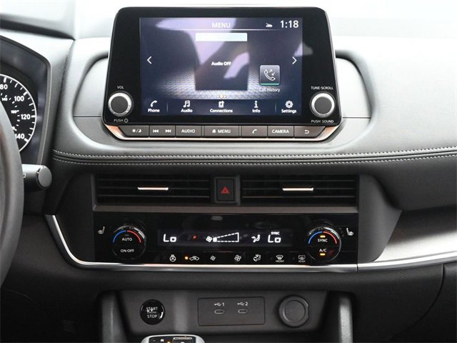 Used 2024 Nissan Rogue SV w/ SV Premium Package image 26