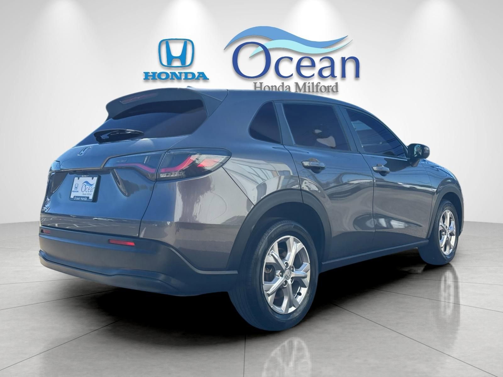 Used 2024 Honda HR-V LX image 3